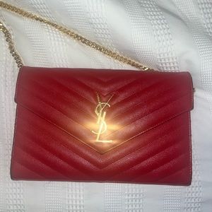 Womens Saint Laurent bag, 100 % authentic